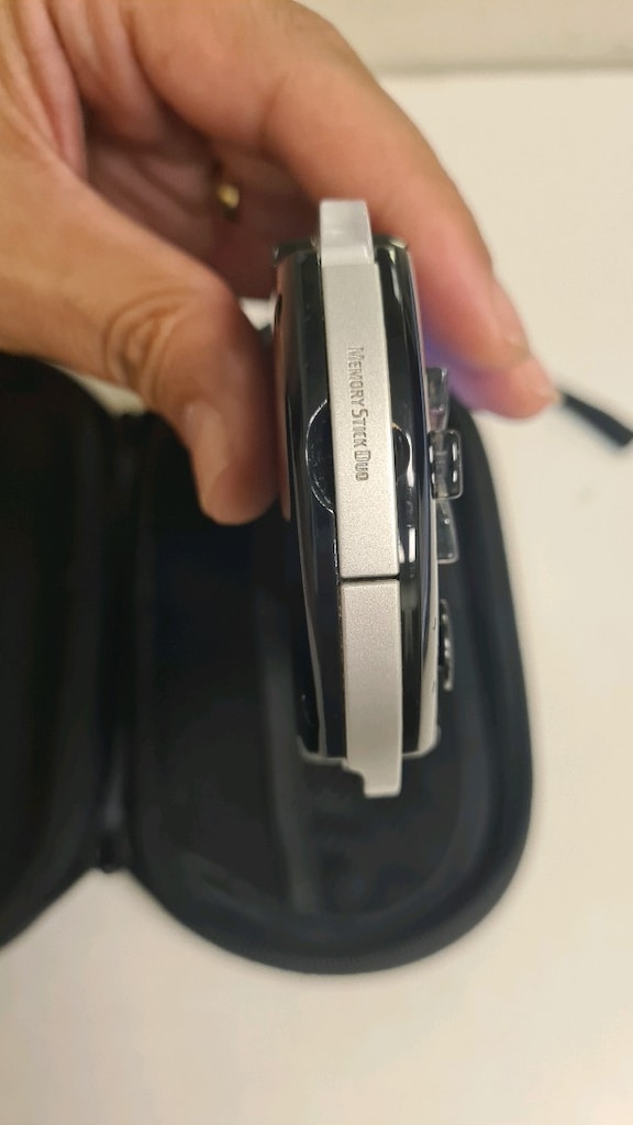 PSP 3004 Slim oyun konsolu - 9
