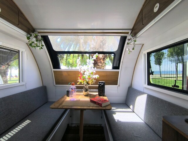 TAKASA AÇIK Lyra 3.90 özel yapım karavan acil satılık