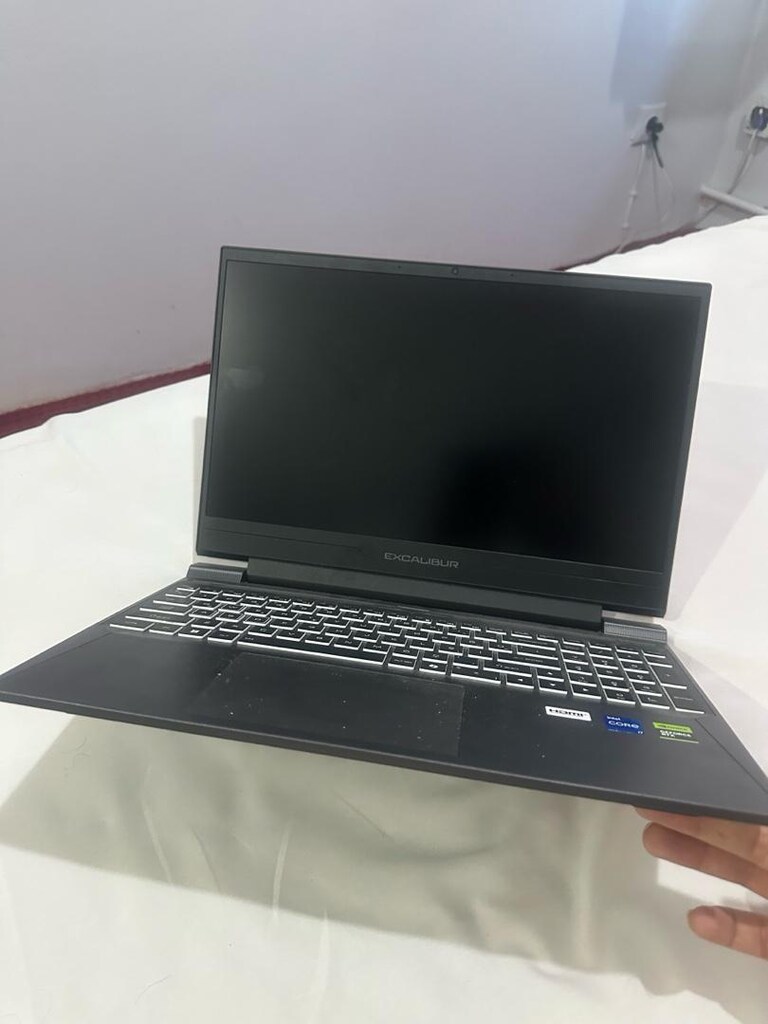 CASPER EXCALIBUR G870-RTX 5070 - 4