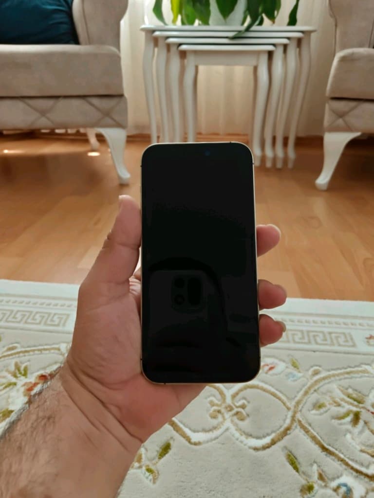 iPhone 14 Pro Max YD 256 GB - 7