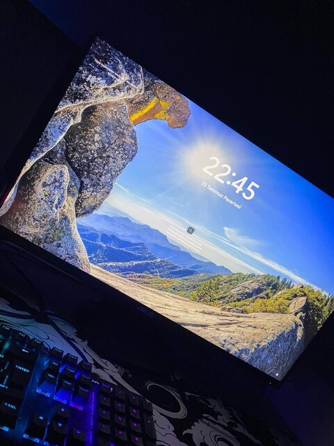 ASUS TUF GAMİNG VG279Q3R 1ms 180hz Gaming Monitör