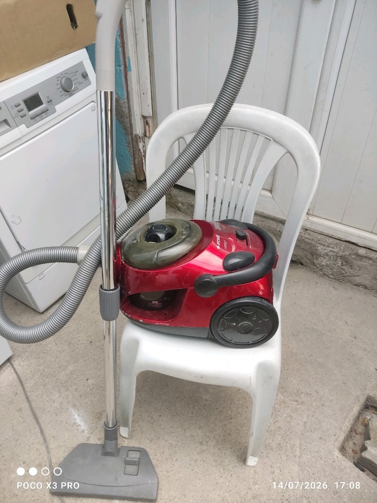 Arçelik marka elektrikli süpürge toz torbasız - 5