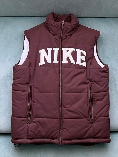 Nike Classic Yelek