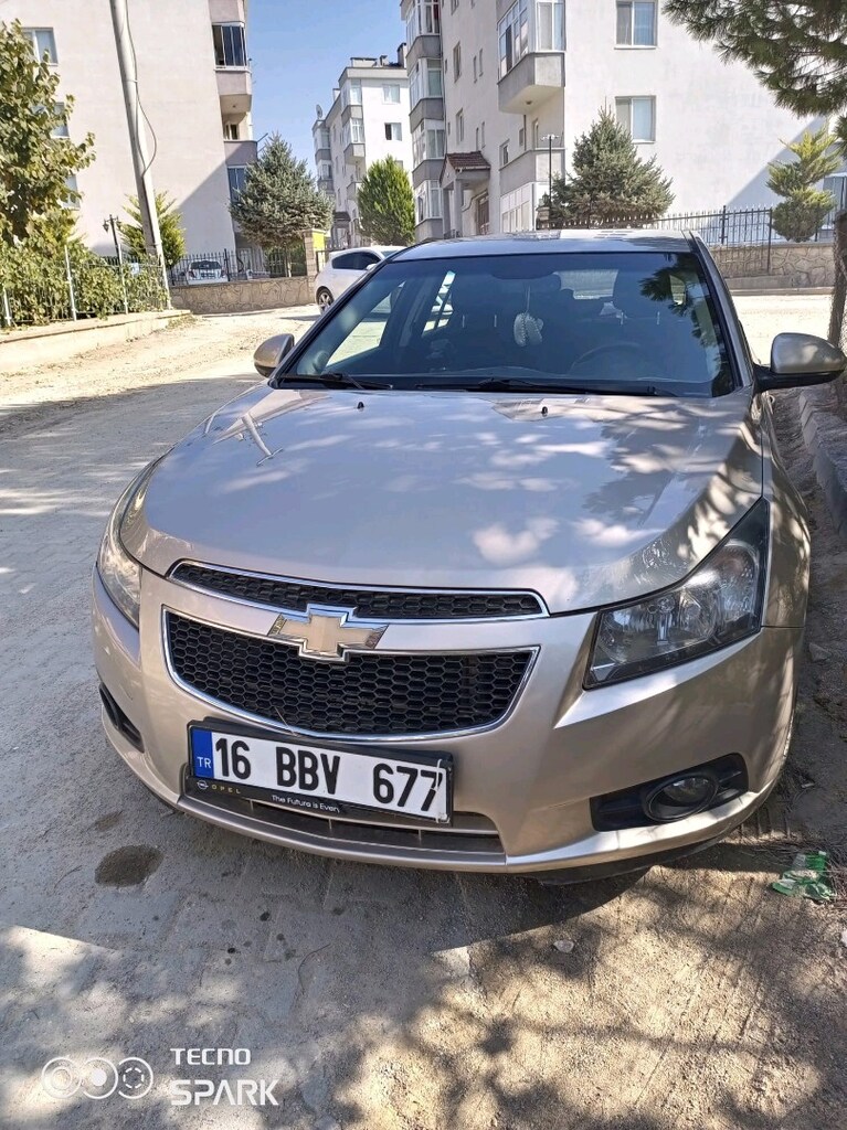 TEMİZ BAKIMLI DÜŞÜK KM - 9