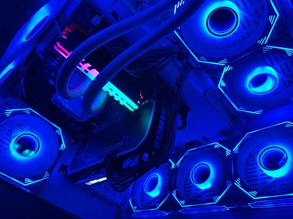 RYZEN 7 5700X + RTX 4060 + 32GB + 2K 240HZ SAMSUNG FULL SET - 7