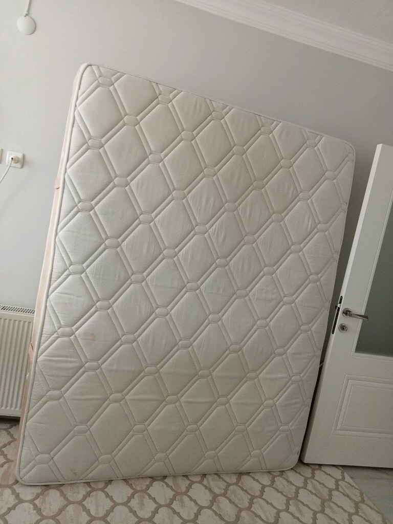 çift kişilik yatak istikbal. ölçüsü 160.2 MT - 2