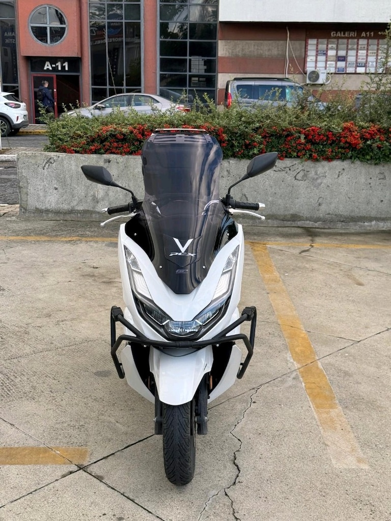 HONDA PCX 125 2024 MODEL 10 BİN KM DE BAKIMLI MASRAFSIZ - 3