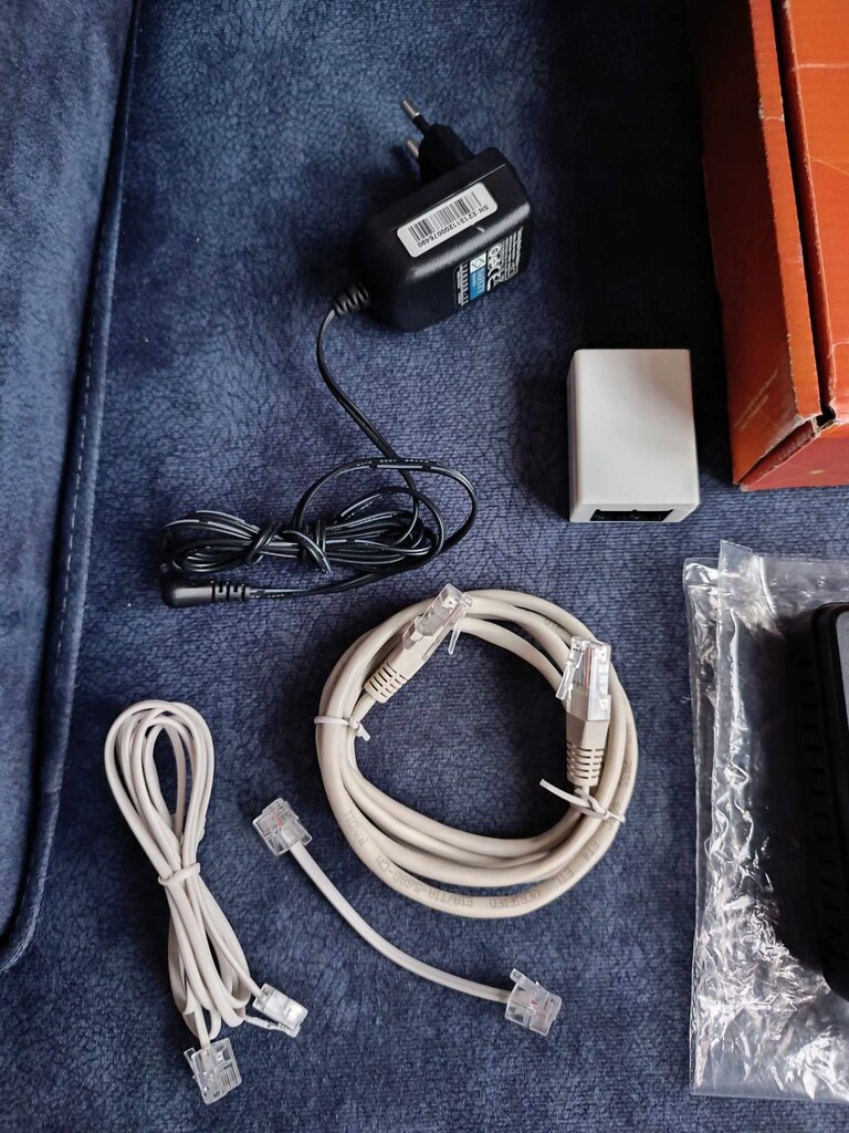 D-Link 54 Mbps ADSL Modem (DSL-2640U) - 7