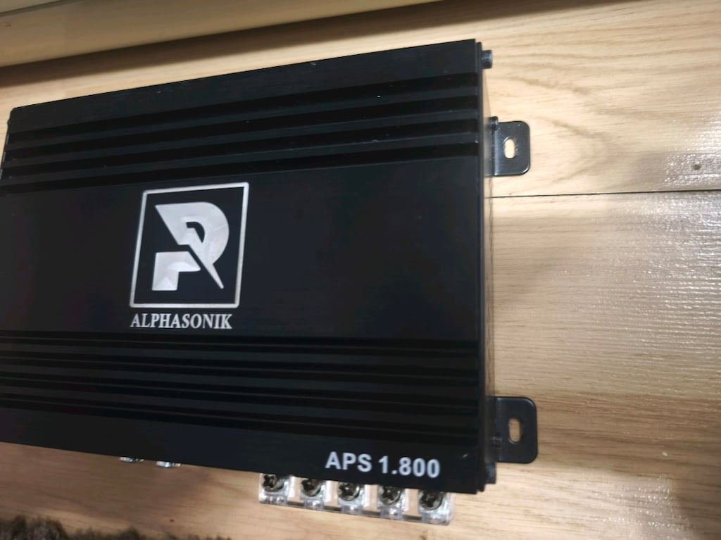 bass mono amfi APS 1.800 - 6
