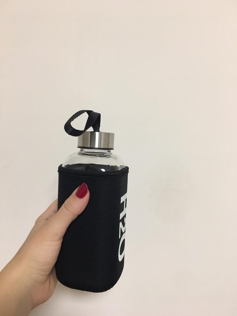 H2O Siyah Kılıflı cam Su Şişesi 500 ml - 4