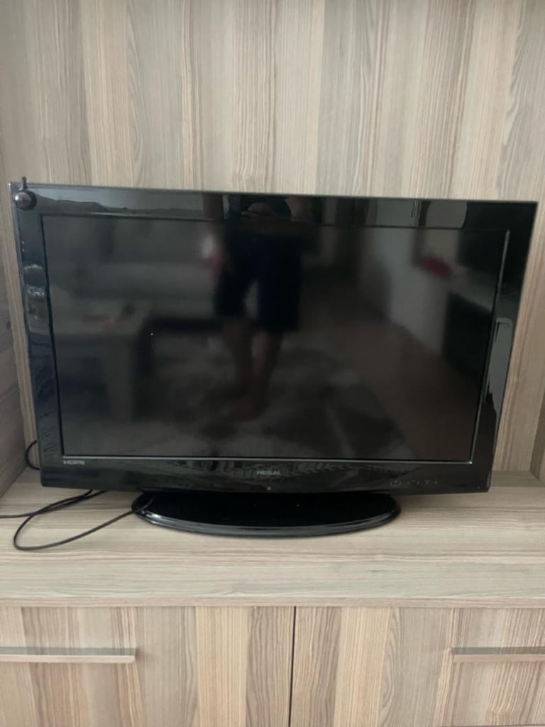 Televizyon ve ünitesi satılık