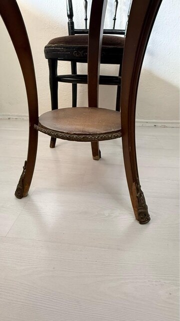 Ahşap Detaylı Yuvarlak Orta Sehpa