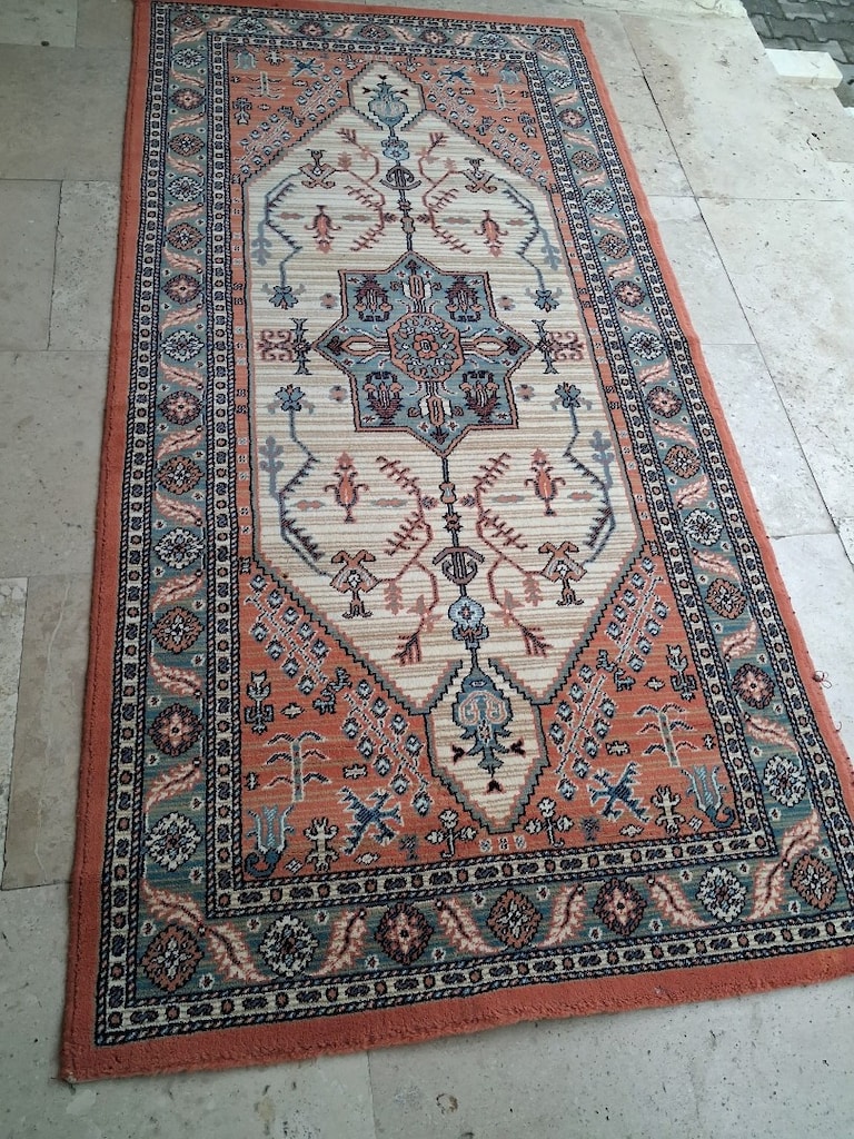 en 1 metre boy 2 metre eskinin iyi halılarından vintage