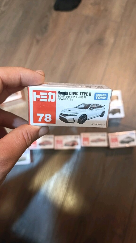 Takara Tomy Diecast 1/64 hot wheels - 8