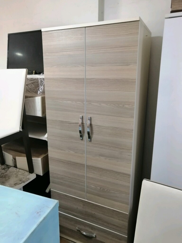 iki kapılı 2 çekmeceli aynı zamanda askılıklı gardırop - 7