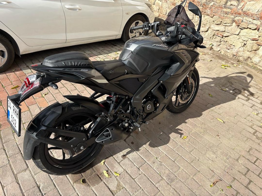 Kazasız BAJAJ RS200 2023 model Bakımlı Muayne Yeni - 8
