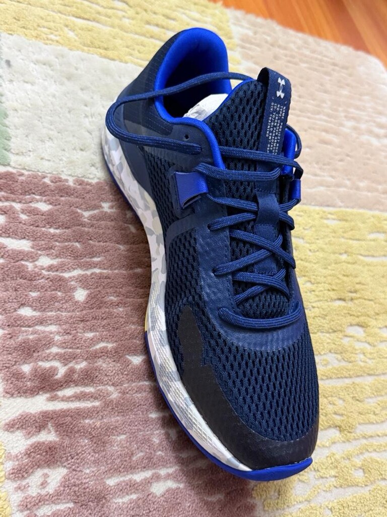 Under Armour - 5