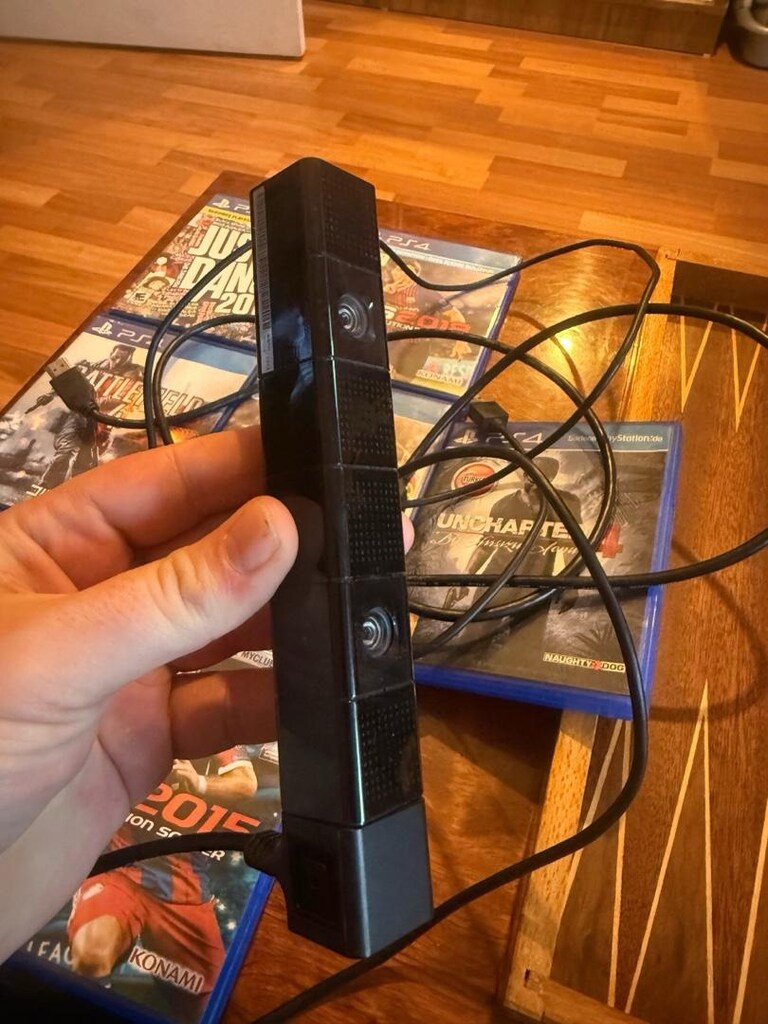 playstation 4 - 4