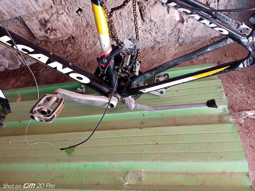 Salcano NG 650 bisiklet kadrosu disk fren sistemi ile full Shimano - 2