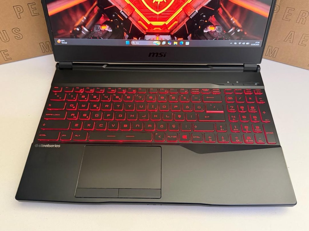 RTX2060 Msi Gaming Laptop 144Hz İ7 Oyuncu - 4