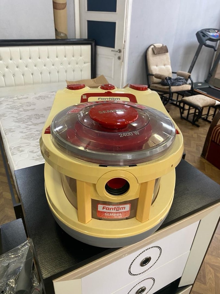 FANTOM MARKA TOZ TORBASIZ 2400 w ELEKTRİKLİ SÜPÜRGE - 4