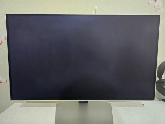 Samsung odyysey g8 Qd oled 27 inç 240hz 4k gaming monitör