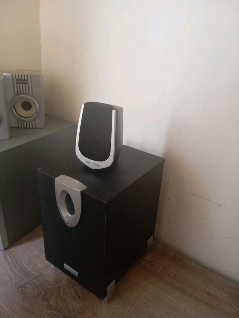 microlab 2+1 ses sistemi kuvetli basli - 2