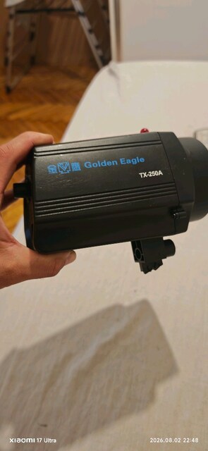 Golden Eagle TX250 stüdyo flaşi