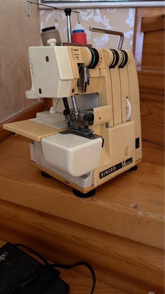 Singer Overlok Makinesi - 2