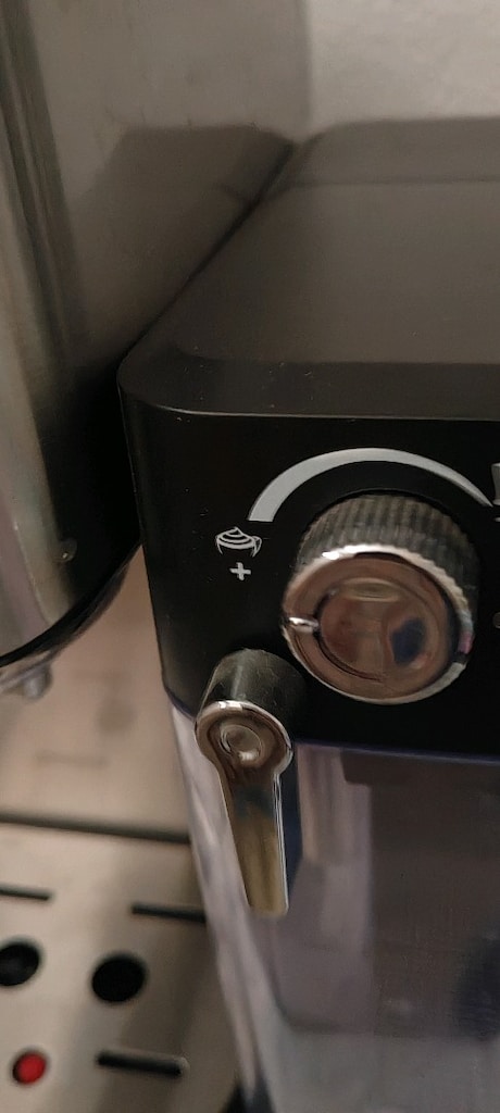 Korkmaz Espresso, Cappuccino & Latte Kahve Makinesi – 2. El - 5