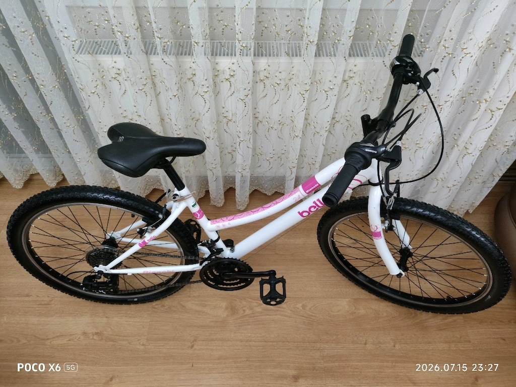 Sıfırdan farksız, hatasız 24" Bianchi Bella vitesli bisiklet (kaçmaz) - 5