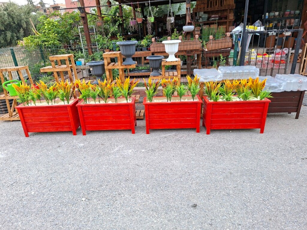 ahşap saksi diş mekan - 2