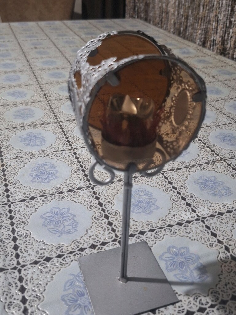 mumluk örtüsü fotoda mevcuttur.metal - 11