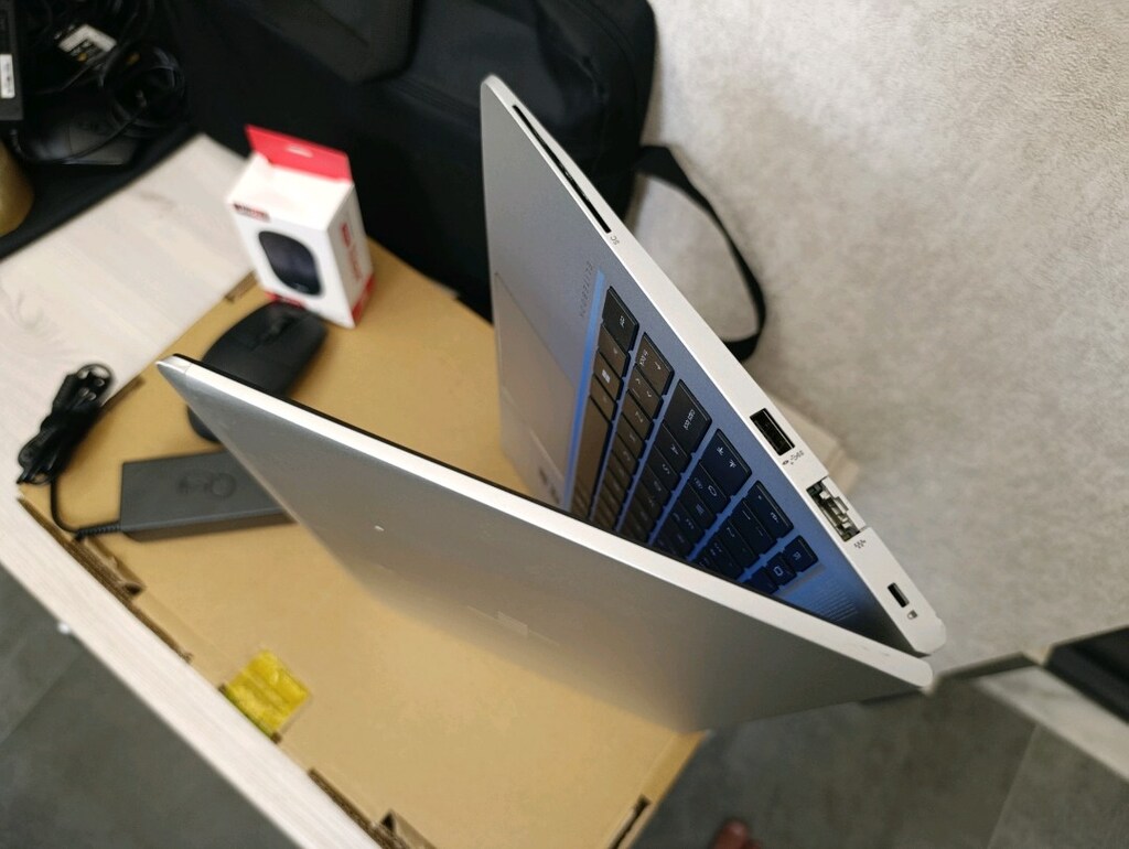 HP EliteBook 640 G9 Notebook PC – i5-1245U / 8 GB RAM / 256 GB NVMe - 5