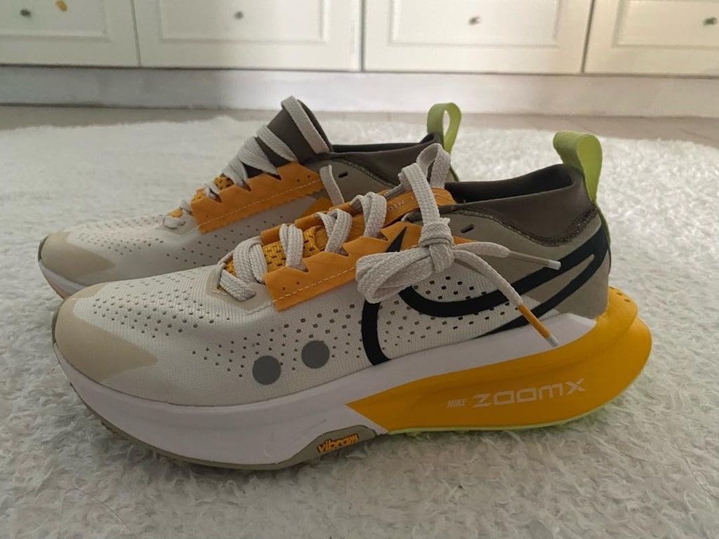 Nike Zoom Fly 6 ve ZoomX Zegama Trail Koşu Ayakkabıları 38,5 - 4