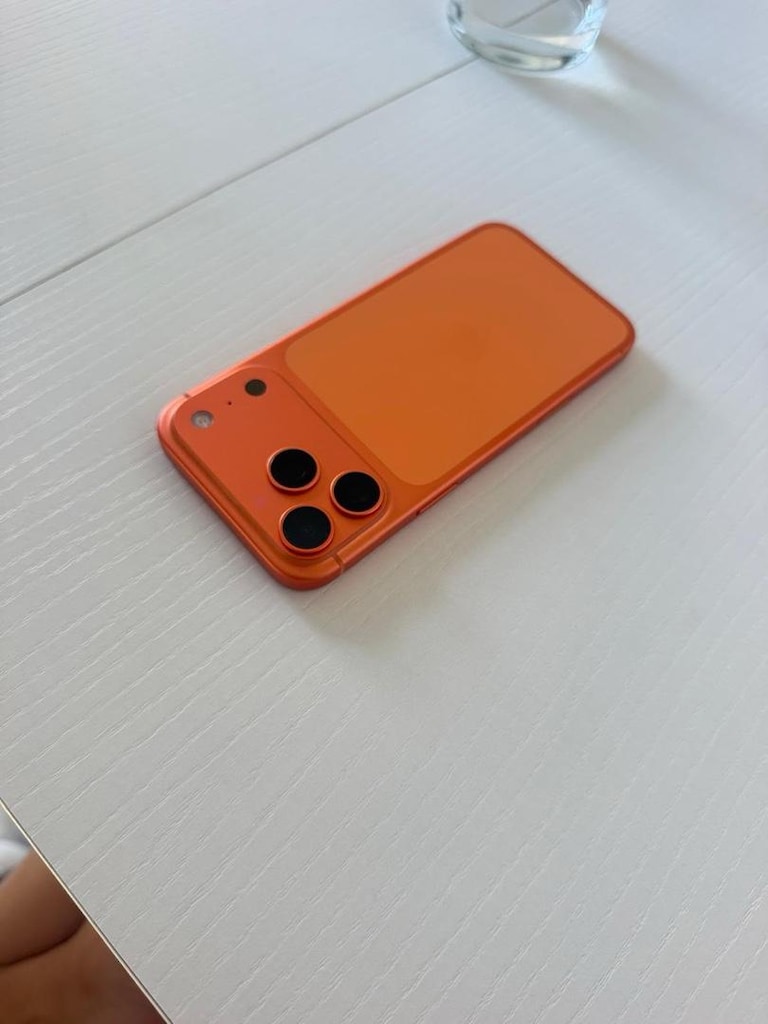 IPHONE 17 PRO MAX - 2