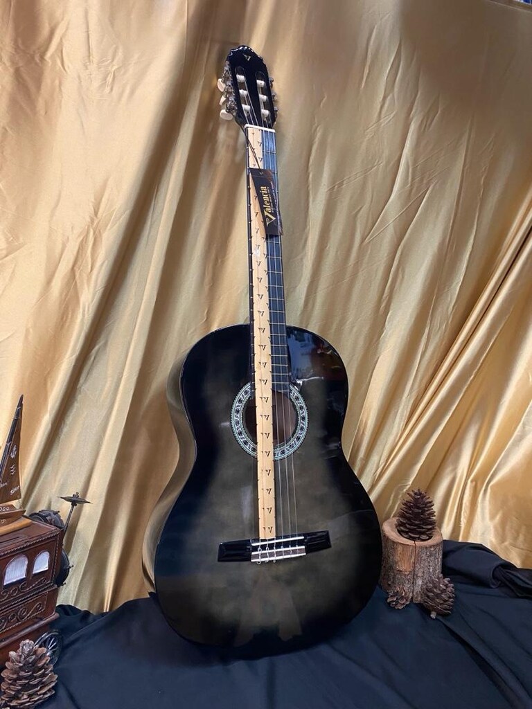 Valencia CG160 Klasik Gitar - 4