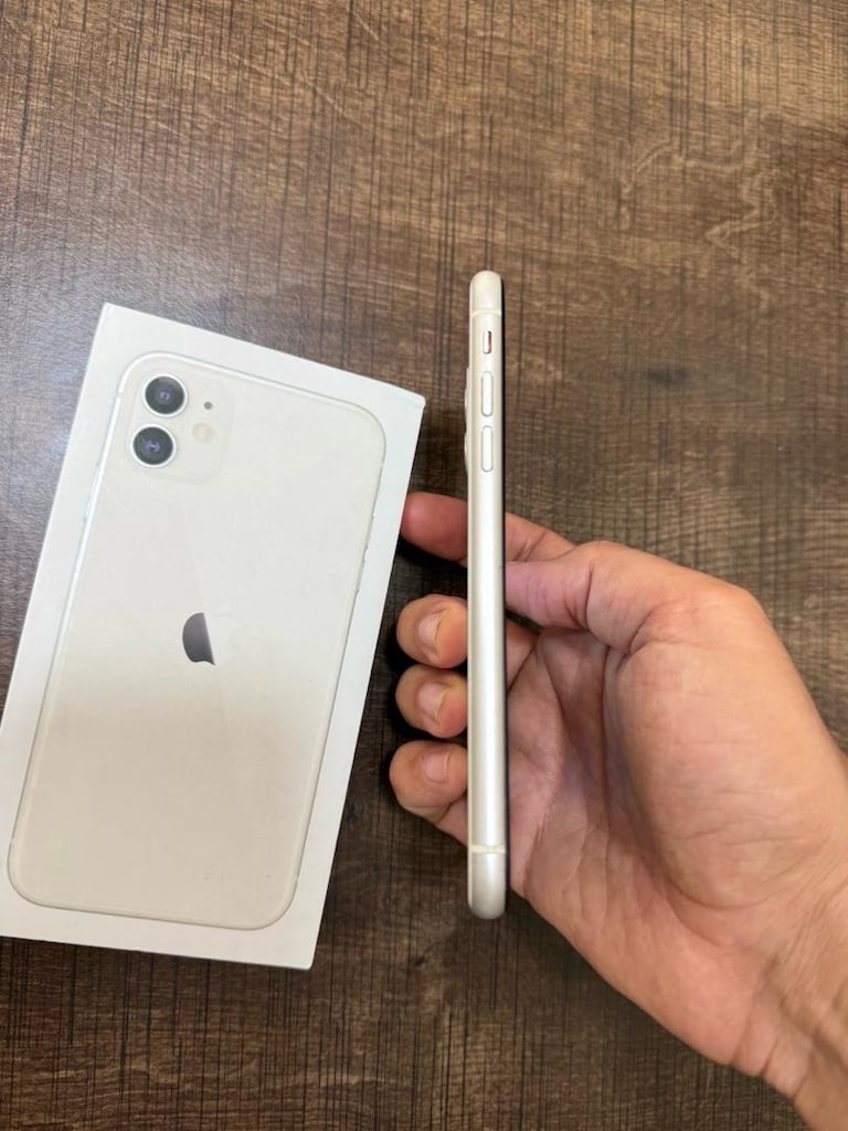 İPHONE 11 BEYAZ 64 GB FATURALI YURTİÇİ HERŞEYİ ORJİNAL TEMİZ - 3