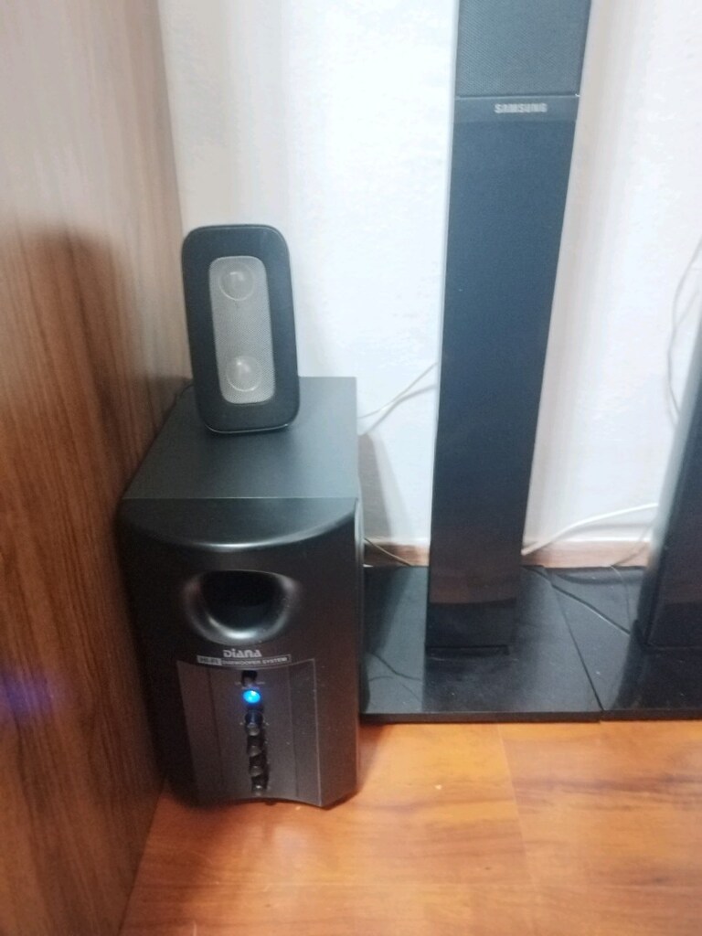 SAMSUNG Ev Sinema Sistemi 4 Adet - 3