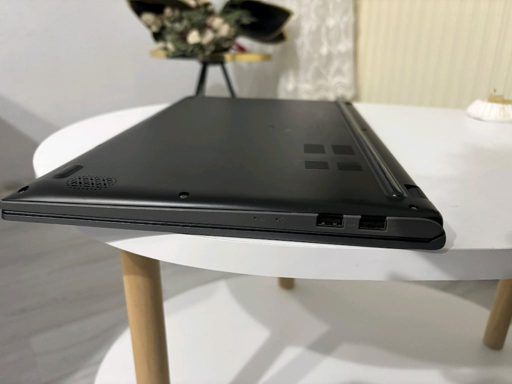 Asus Ryzen 5 3500U Laptop - 5
