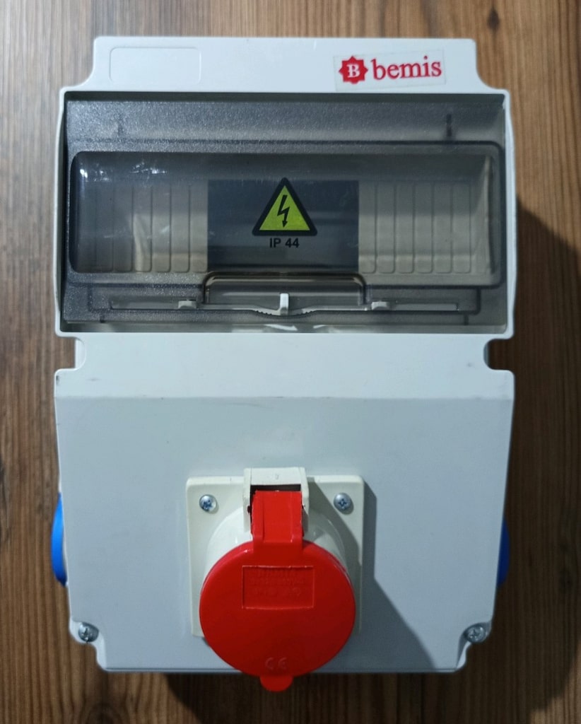 BEMİS V10 SİGORTA KUTUSU