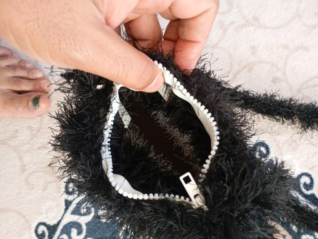 Siyah Beyaz Sakallı İp Örgü El Çantası - 3