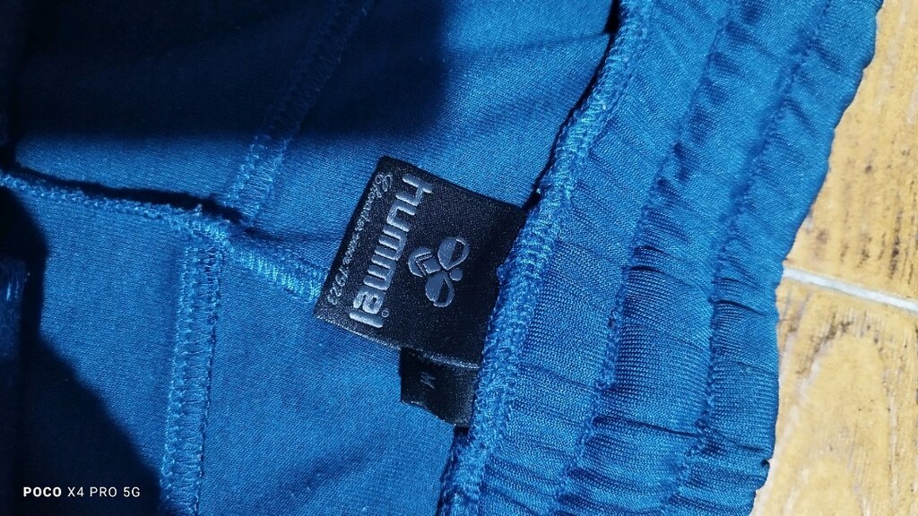 #Hummel petrol renk eşofman..Siyahı da var..Bacakta ufak kusur.. - 2