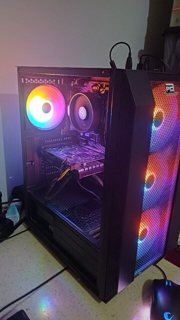 TEMİZ KULLANILMIŞ BİLGİSAYAR VE MONİTÖR/GTX1650-RYZEN5500