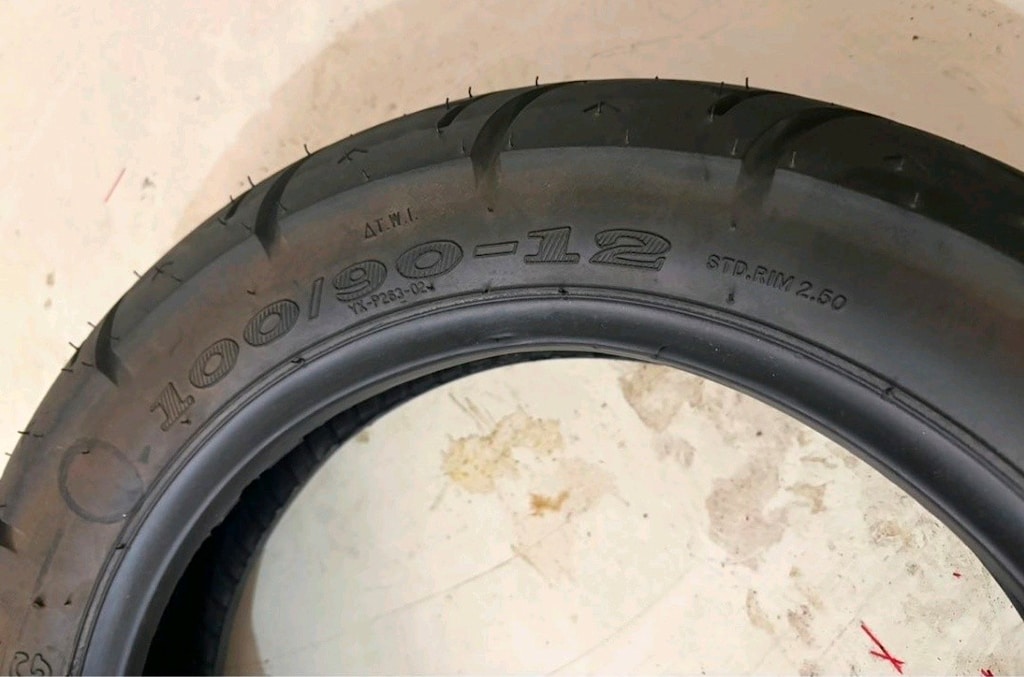motorsiklet lastiği 100.90.12 - 2