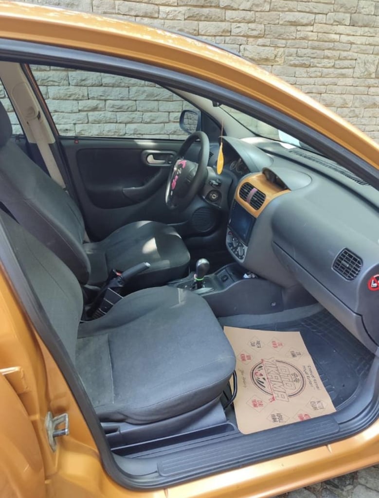 2005 çıkışlı Otomatik Corsa 1.2 Tavan boyasız Sadece benzinli 222binde - 9