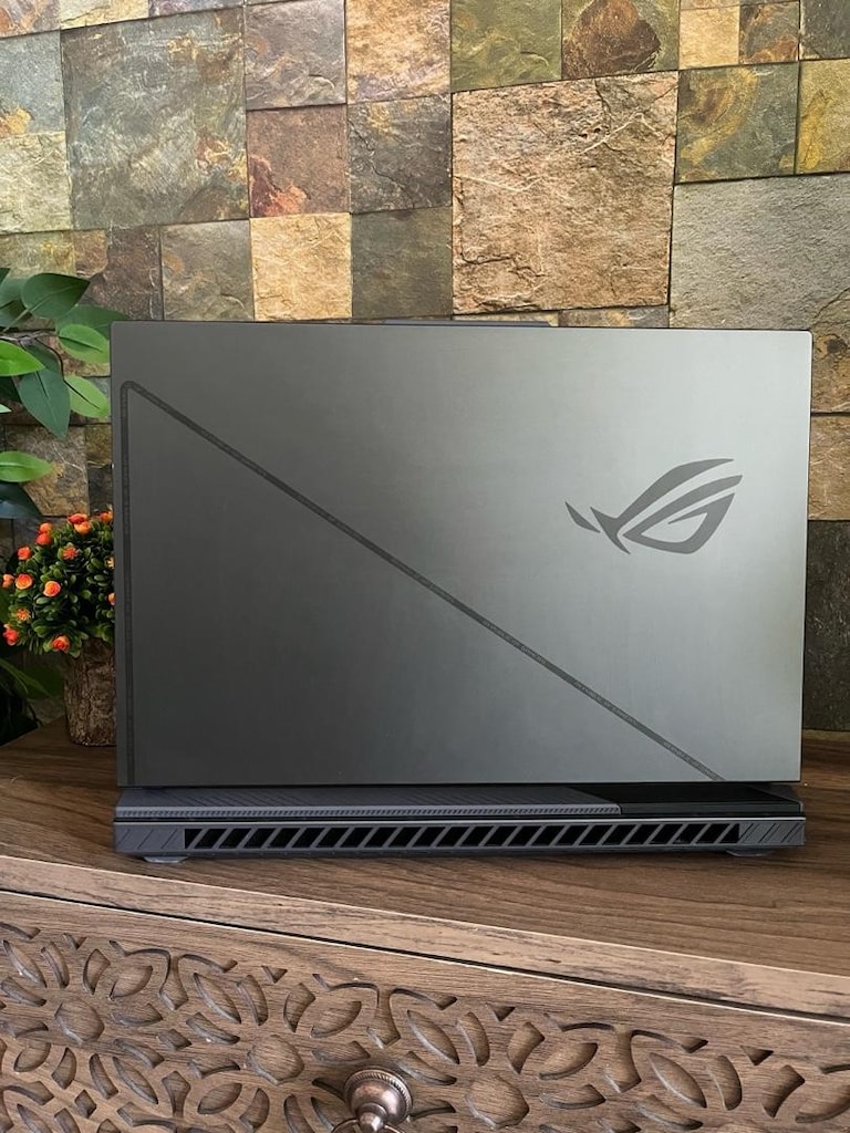 Tertemiz ASUS ROG Strix G16 - i7 13. Nesil - RTX 4070 - 16GB RAM - 4