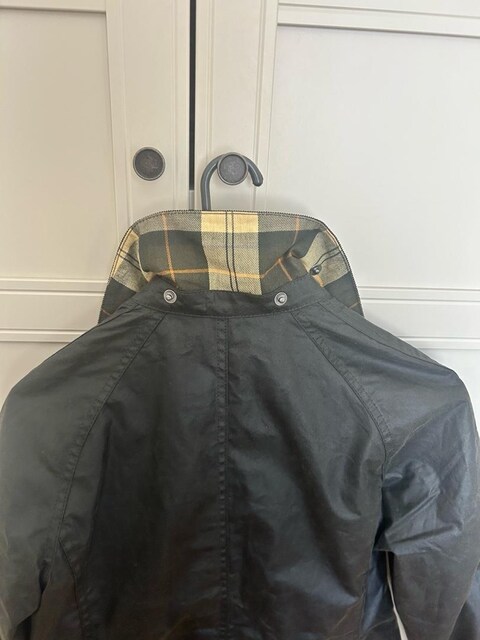 Barbour Beadnell Wax Jacket