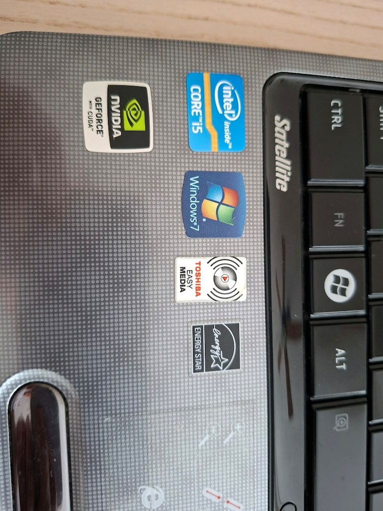 Temiz Toshiba Satellite L755 | i5 İşlemci | (Disksiz & Fişte çalışır) - 7