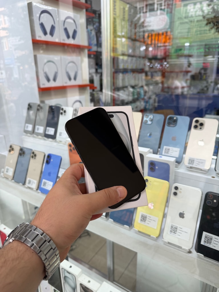 İPHONE 15 128GB PİL%83 SİYAH GARANTİLİ TR! - 2